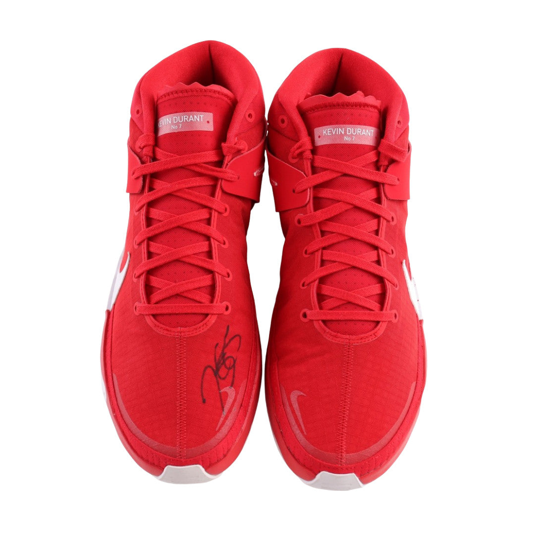 Kevin Durant Signed Pair of Nike Shoes (PSA)