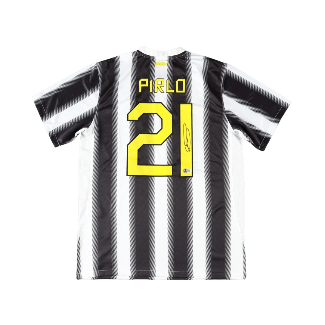 Andrea Pirlo Signed Juventus Jersey (Beckett)