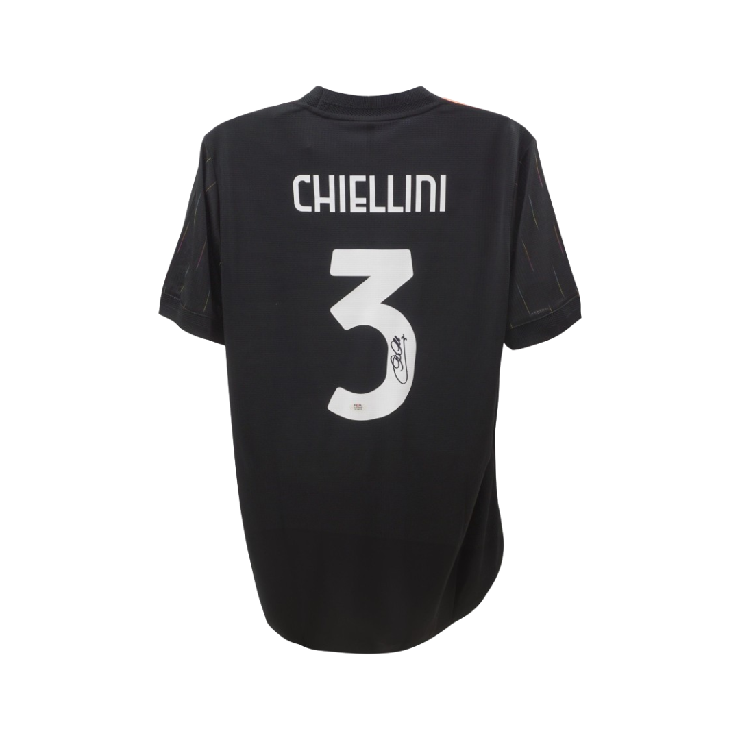 Giorgio Chiellini Signed Juventus Jersey (Beckett)