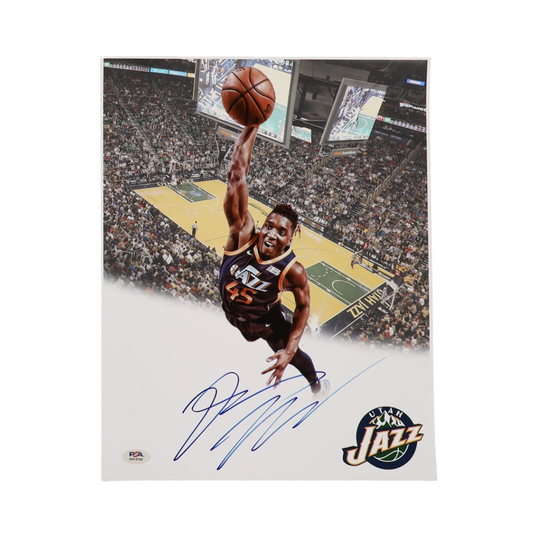 Donovan Mitchell Signed Jazz 11x14 Photo (PSA)