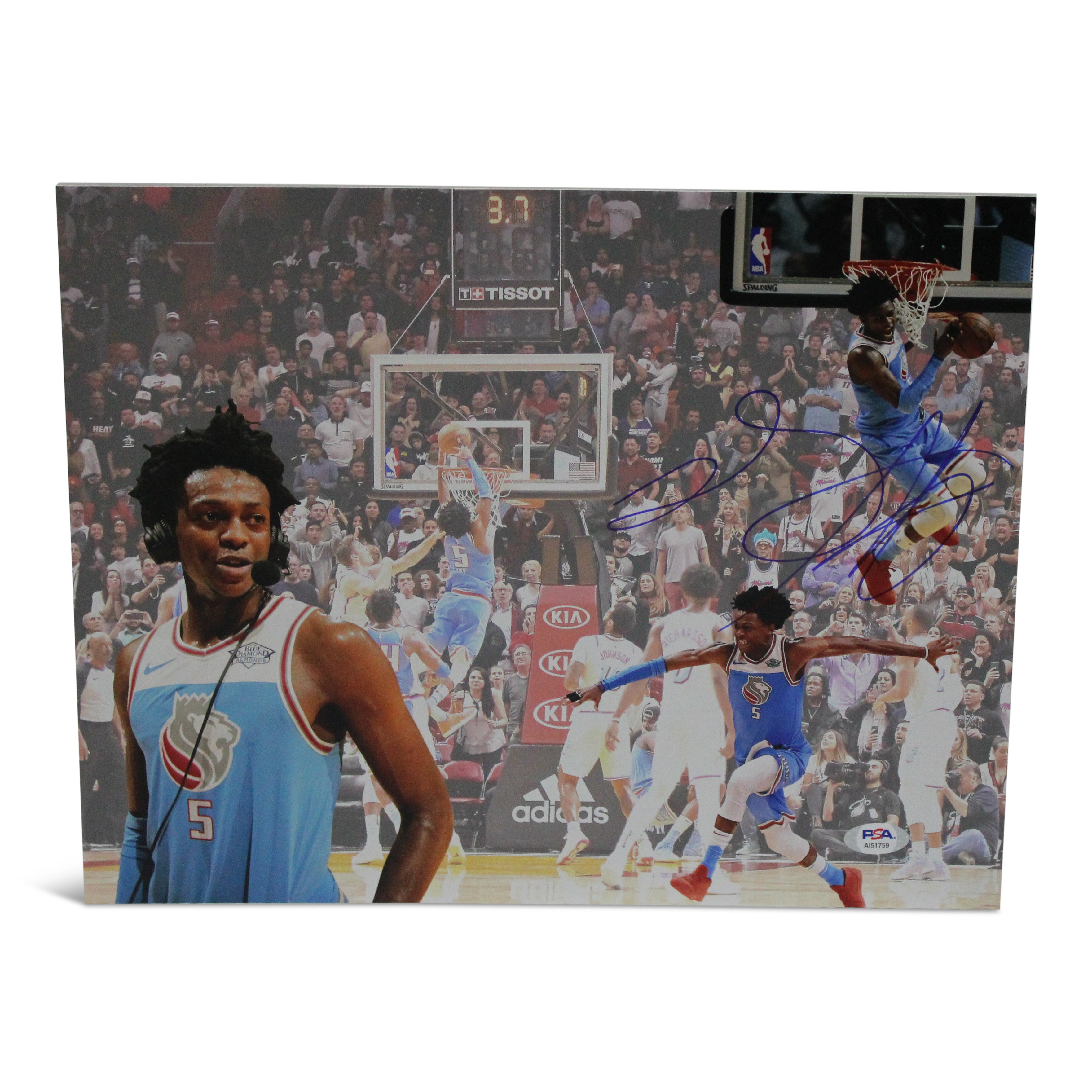 De'Aaron Fox Signed Kings 11x14 Photo (PSA Hologram)