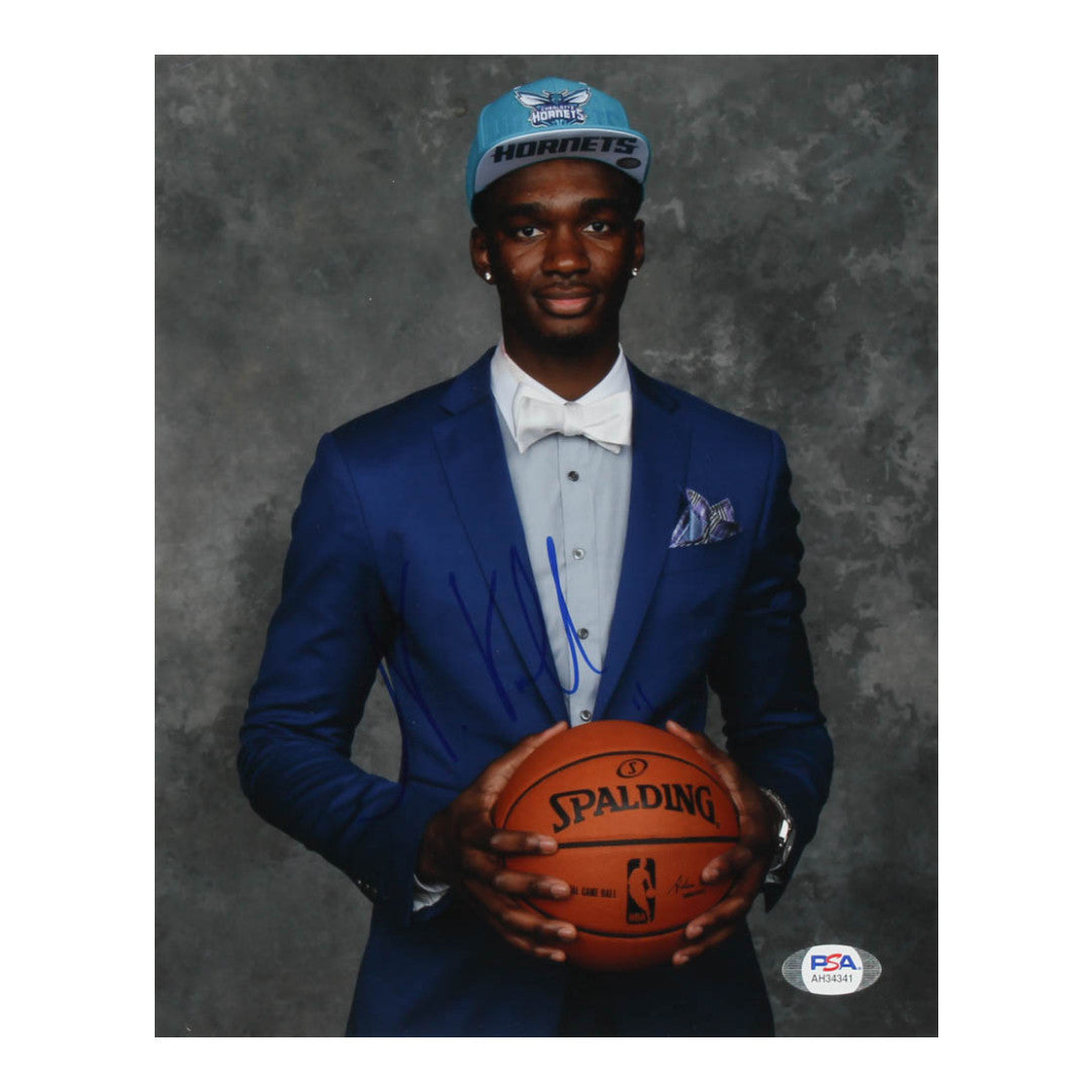 Noah Vonleh Signed Hornets 8x10 Photo (PSA Hologram)
