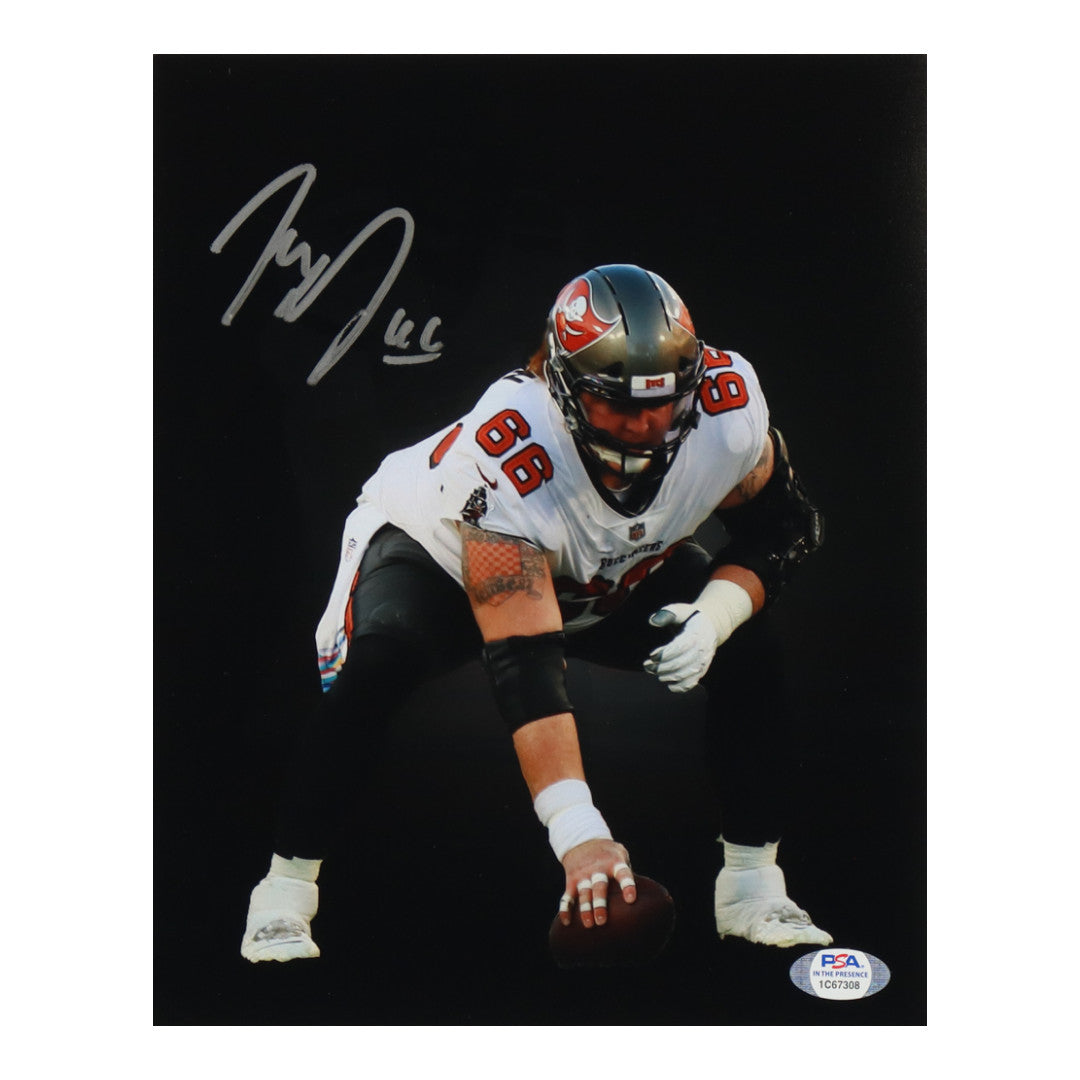 Ryan Jensen Signed Buccaneers 8x10 Photo (PSA)